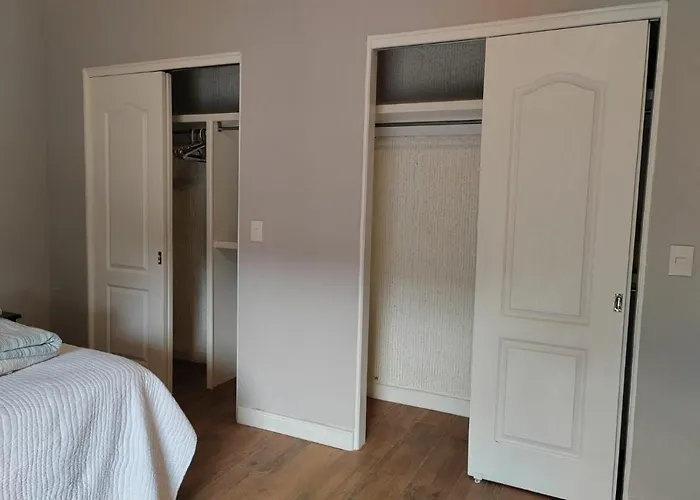 Residencia Preciosa De 2 Planta